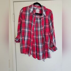 Women's button up shirt